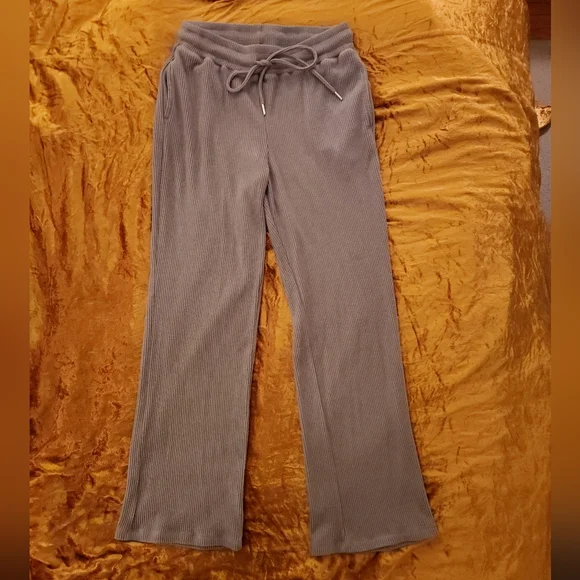 Joe's Jeans Lexie Grey Ribbed Flare Leg Pant - Picture 12 of 15